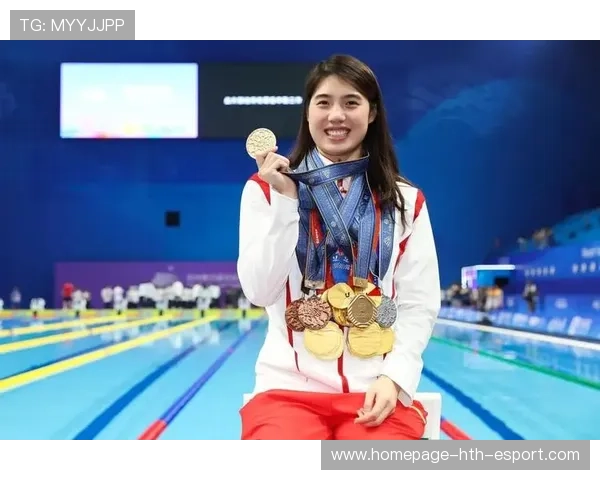 张雨霏登上另一座山顶的背后：努力与坚持分析，2021年张雨霏