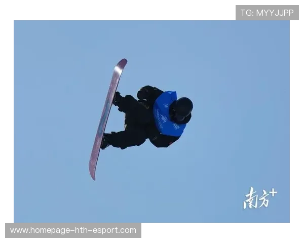 世界花式单板公益营学员创作展全国巡展第23季启动，单板花样滑雪